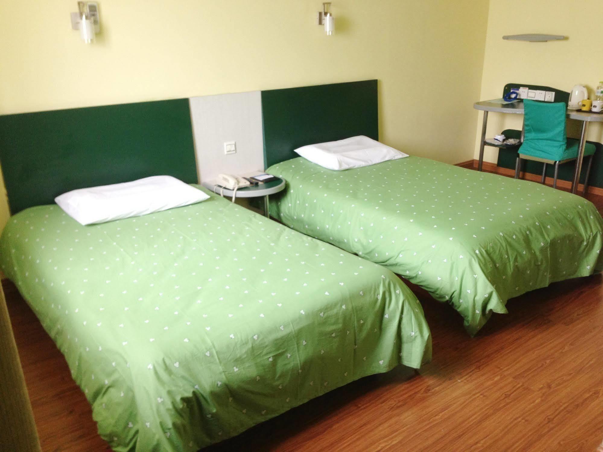 Homeinns Hotel Huizhou (Guangdong) Bagian luar foto
